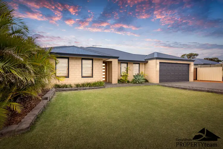 17 Peak Street, Drummond Cove WA 6532