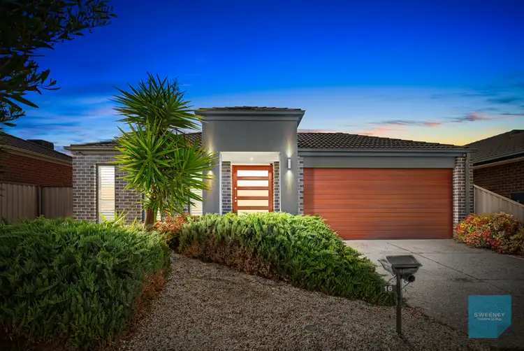 16 Stanthorp Street, Burnside Heights VIC 3023