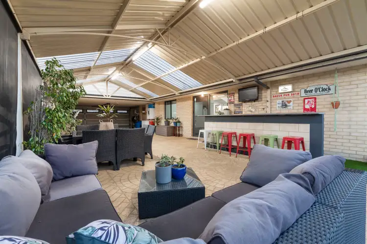 18 Vasse Way, Gosnells WA 6110