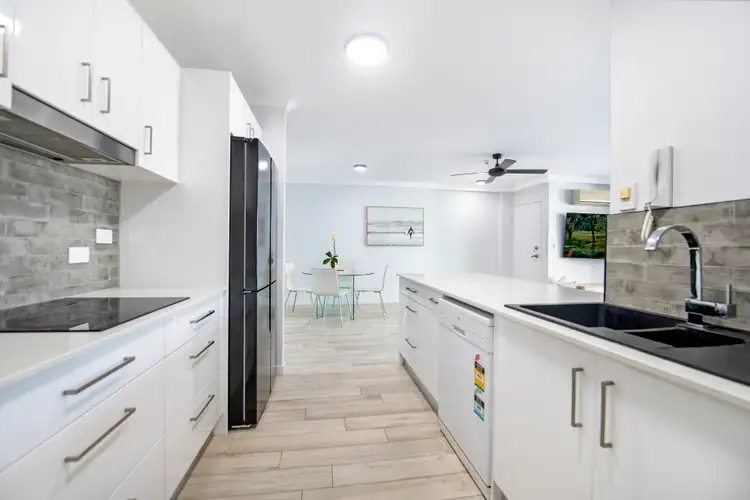 10/12 Monte Carlo Avenue, Surfers Paradise QLD 4217