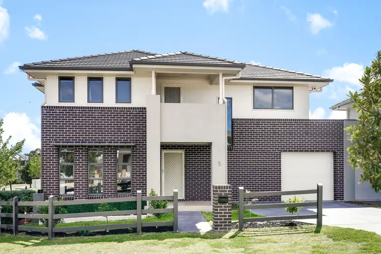 5 Riceflower Drive, Denham Court NSW 2565