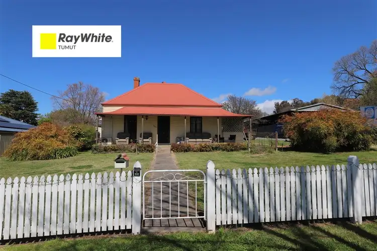 111 Tumut Street, Adelong NSW 2729
