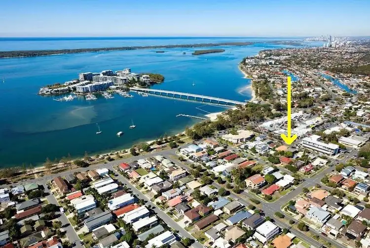 1/13 Bruce Avenue, Paradise Point QLD 4216