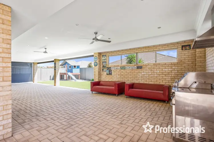 10 Lawrence Way, Byford WA 6122