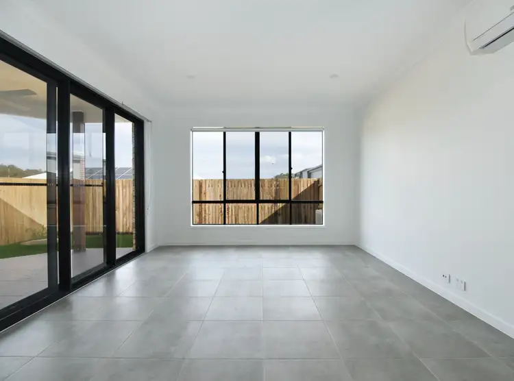 Fourth view of Homely unit listing, 1/38 Radcliffe Crescent, Glenvale QLD 4350