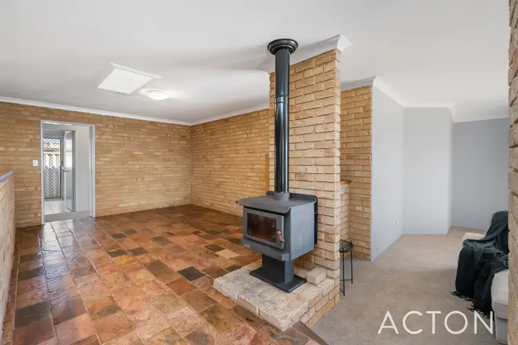 33 Mirror Cove, Waikiki WA 6169