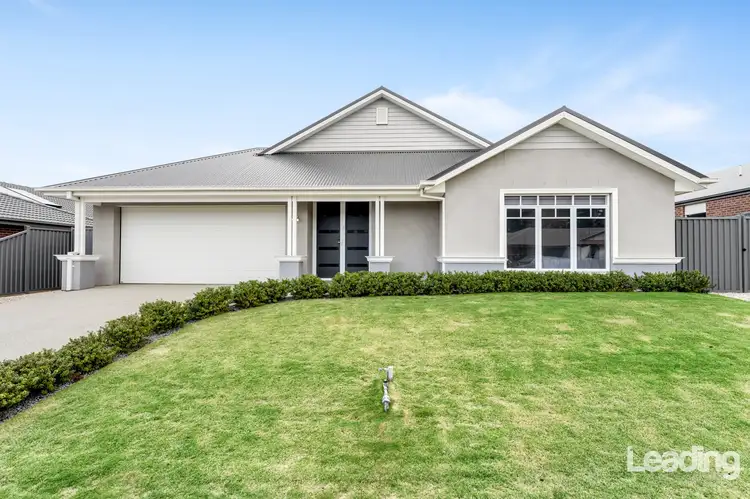 21 Bella Vista Place, Romsey VIC 3434