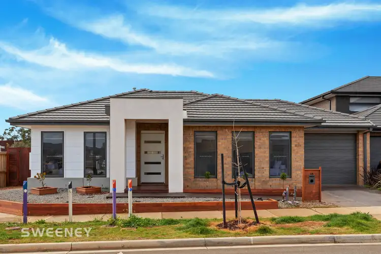 18 Wully Street, Thornhill Park VIC 3335