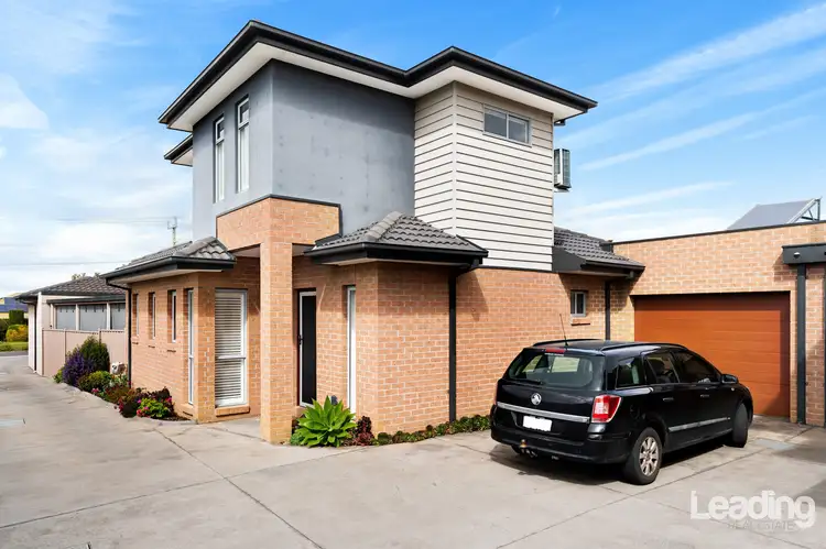 2/58 Anderson Road, Sunbury VIC 3429