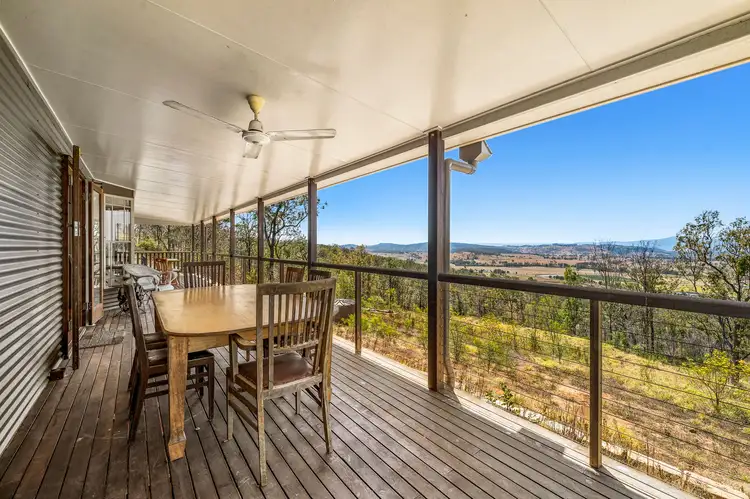 119 Lakeview Drive, Esk QLD 4312