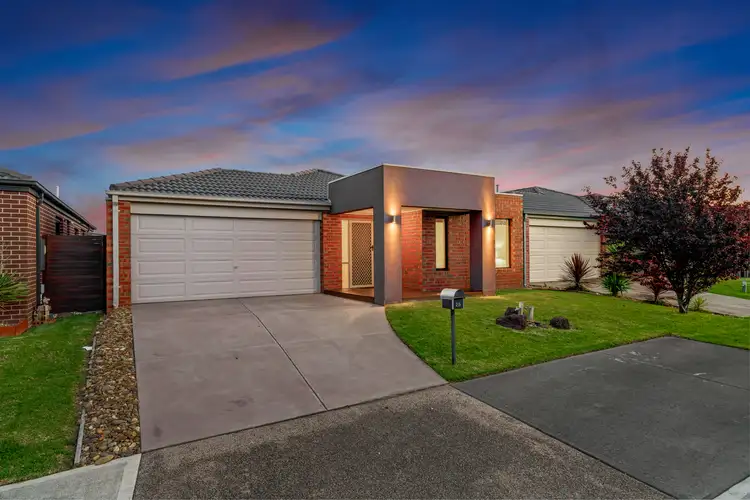 25 Windmill Circuit, Lyndhurst VIC 3975
