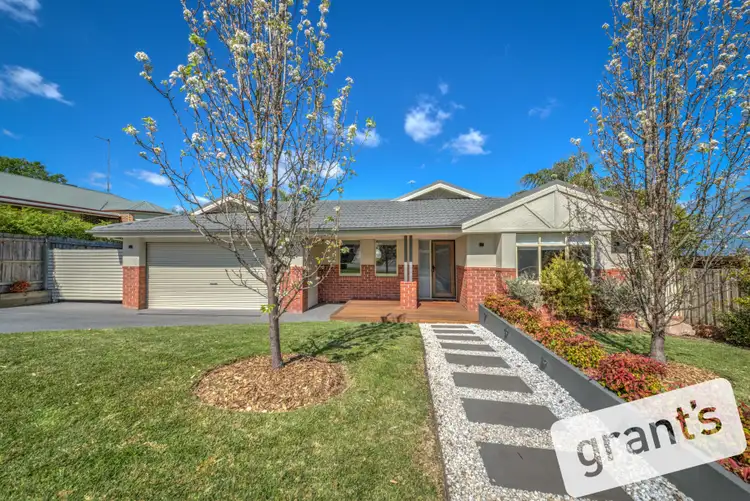 5 Brighton Retreat, Berwick VIC 3806