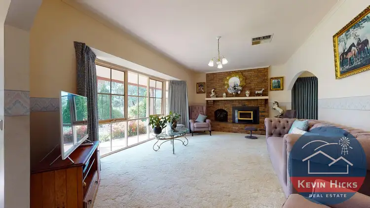 Fifth view of Homely house listing, 8 Gordon Drive, Kialla VIC 3631