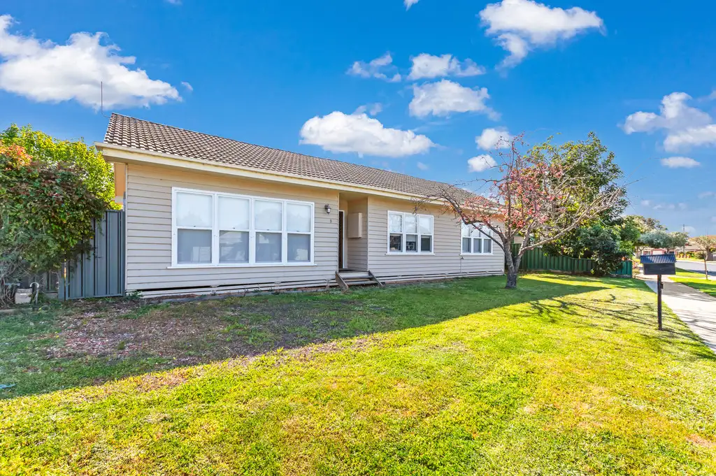 Main view of Homely house listing, 8 Pine Street, Echuca VIC 3564