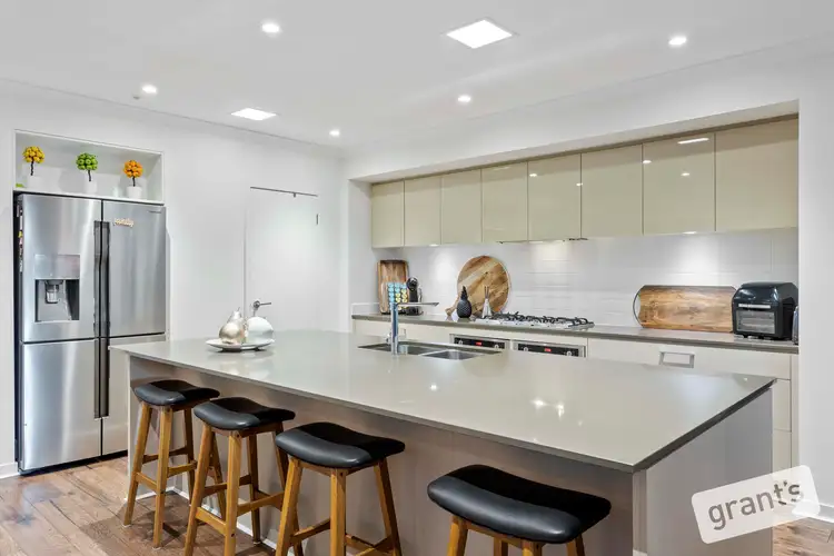 Second view of Homely house listing, 10 Clearwater Vista, Narre Warren North VIC 3804
