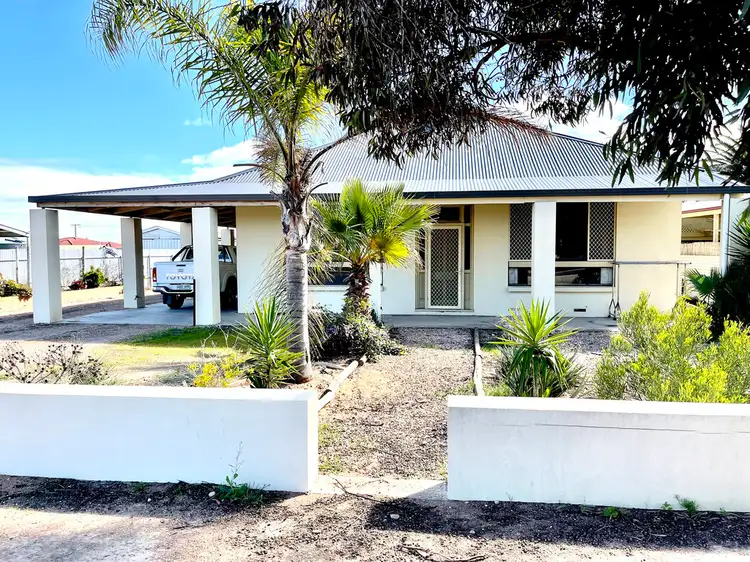 12 Thevenard Road, Thevenard SA 5690