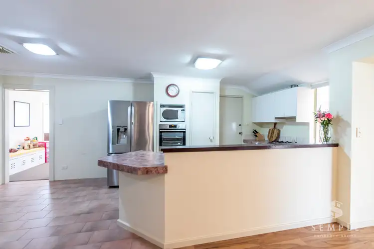 Sixth view of Homely house listing, 5 Bosci Court, Atwell WA 6164