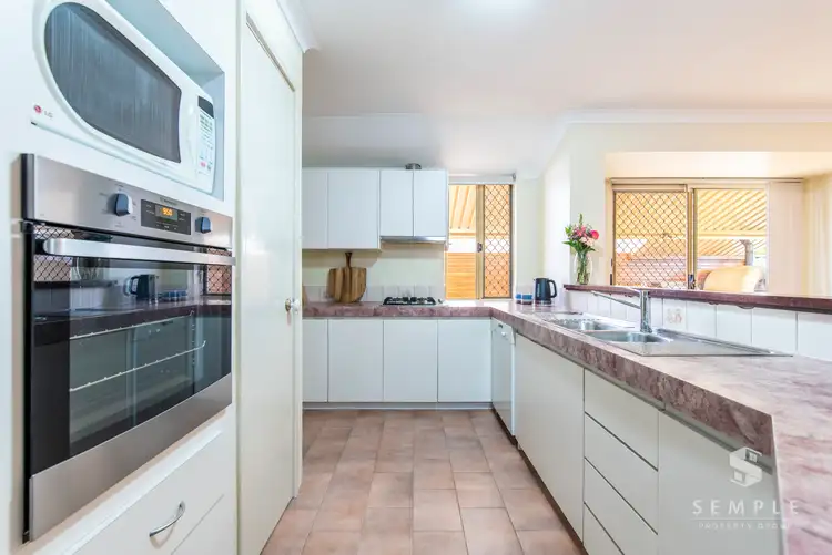 Seventh view of Homely house listing, 5 Bosci Court, Atwell WA 6164