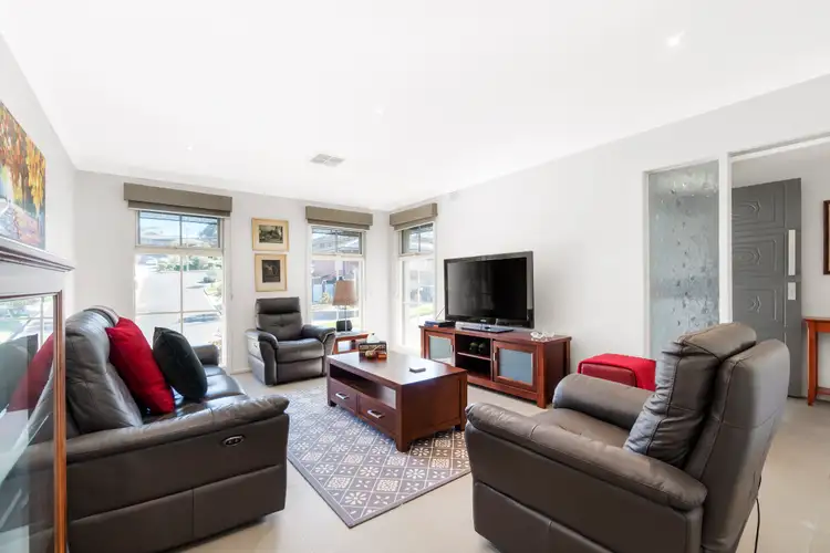 Fifth view of Homely house listing, 7 Denise Court, Viewbank VIC 3084
