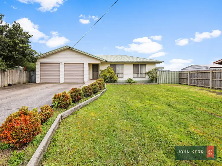 11 Page Court, Trafalgar VIC 3824