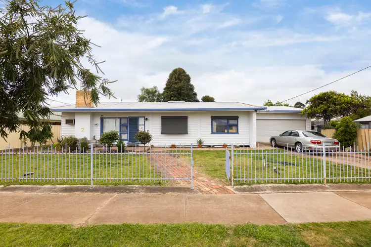 2 Winifred Street, Horsham VIC 3400