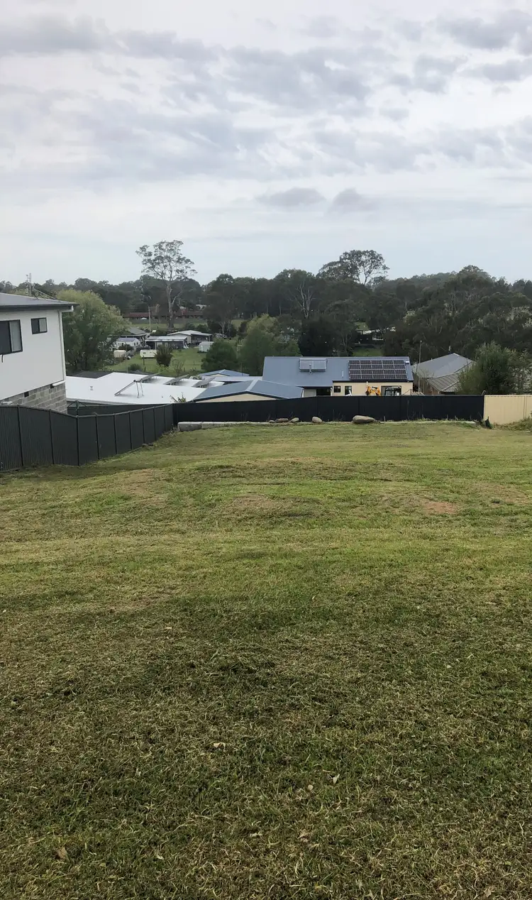 9 Swan Ridge Place, Moruya NSW 2537