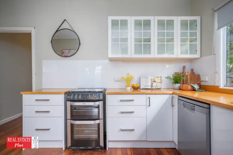 Fifth view of Homely house listing, 9 Meelah Way, Koongamia WA 6056