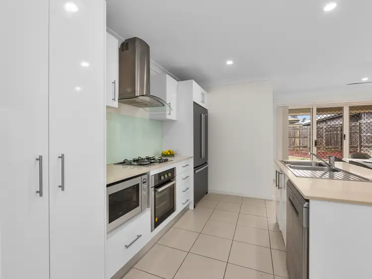 Fifth view of Homely house listing, 10 Starling Street, Deebing Heights QLD 4306