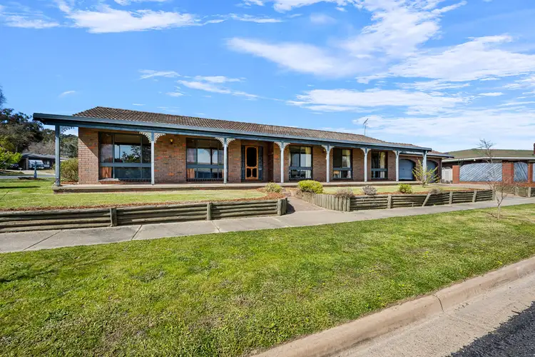 9 Sans Souci Drive, Wodonga VIC 3690
