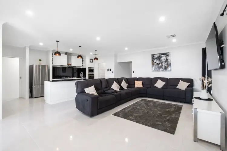 Sixth view of Homely house listing, 7 Langdon Loop, Caversham WA 6055