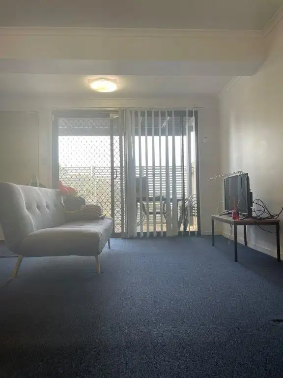 Main view of Homely unit listing, 15/24 KENT STREET, West Gladstone QLD 4680