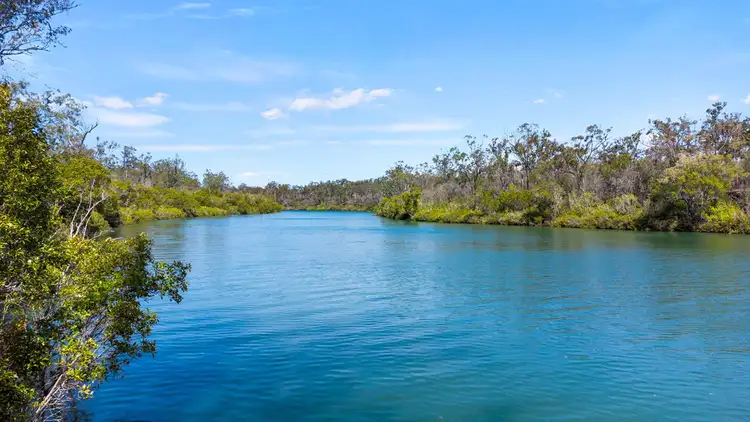 102 RIVER ROAD, Buxton QLD 4660