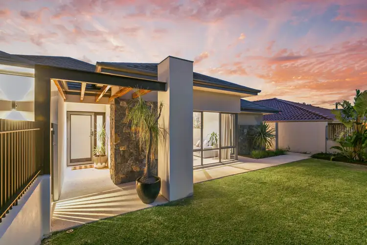 108 Kitchener Road, Alfred Cove WA 6154