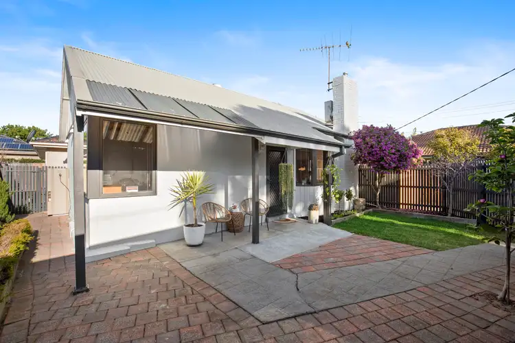 Sixth view of Homely unit listing, 1/554 Bluff Road, Hampton VIC 3188