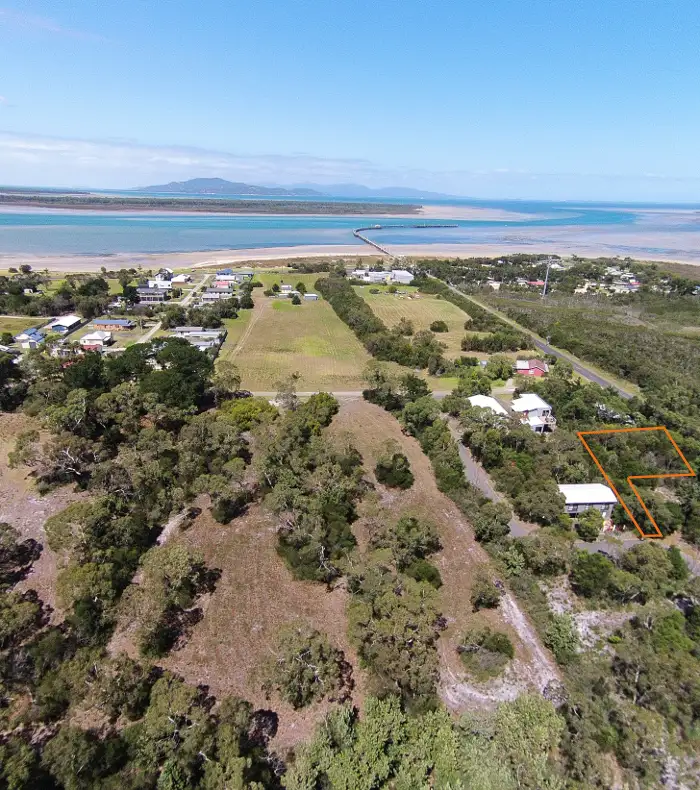 5 Heathlands Dr, Port Welshpool VIC 3965