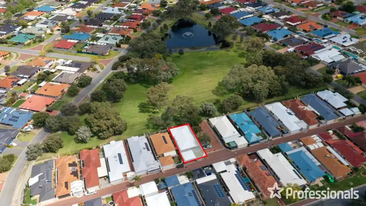 Second view of Homely house listing, 13 Grado Lane, Port Kennedy WA 6172