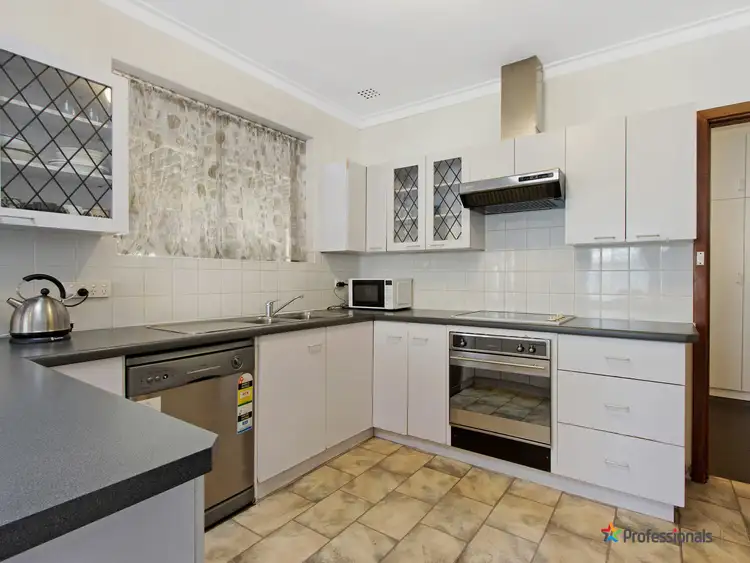 Seventh view of Homely house listing, 39 Edmund Way, Calista WA 6167