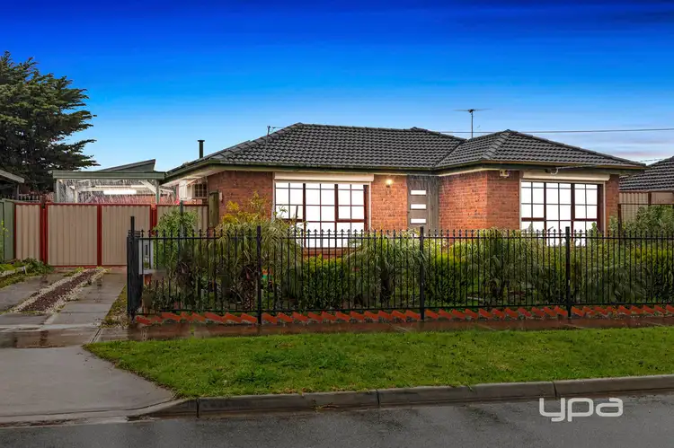 Main view of Homely house listing, 17 Waranga Crescent, St Albans VIC 3021