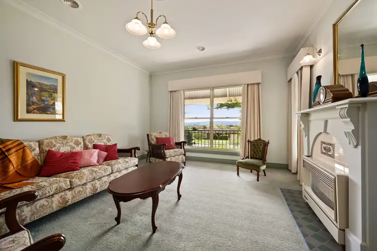 Third view of Homely house listing, 2 Francis Court, Wodonga VIC 3690