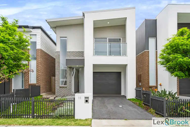 11 Indigo Cres, Denham Court NSW 2565