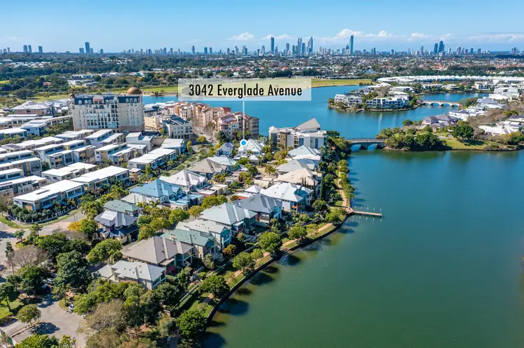 3042 Everglade Avenue, Carrara QLD 4211