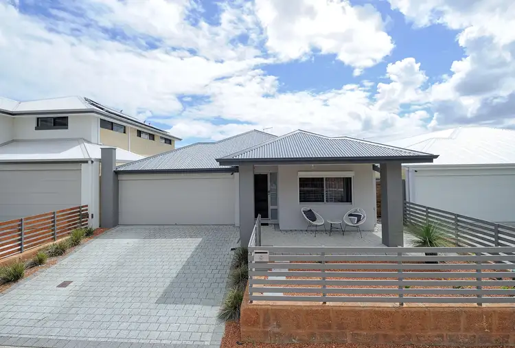 Main view of Homely house listing, 6 Yewers Drive, Champion Lakes WA 6111