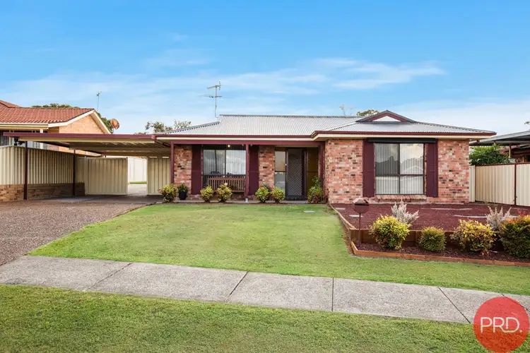 16 Schanck Drive, Metford NSW 2323