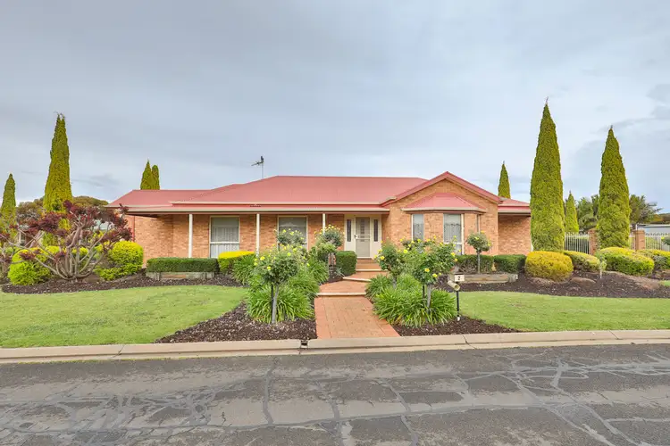 2 OLIVEWOOD DRIVE, Mildura VIC 3500