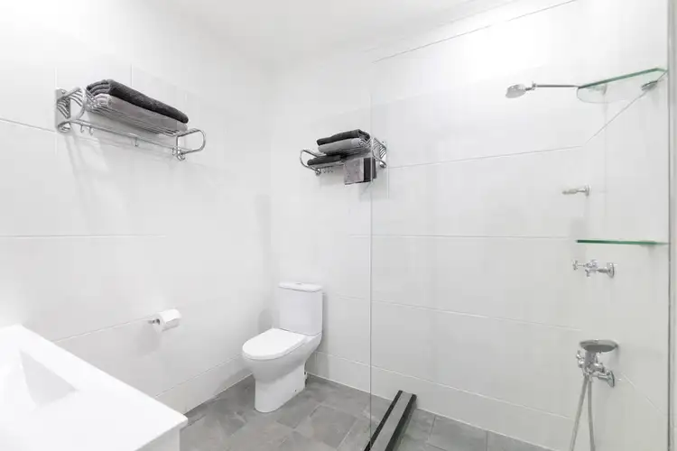 Fifth view of Homely unit listing, 3/29 Airlie Circuit, Brinkin NT 810