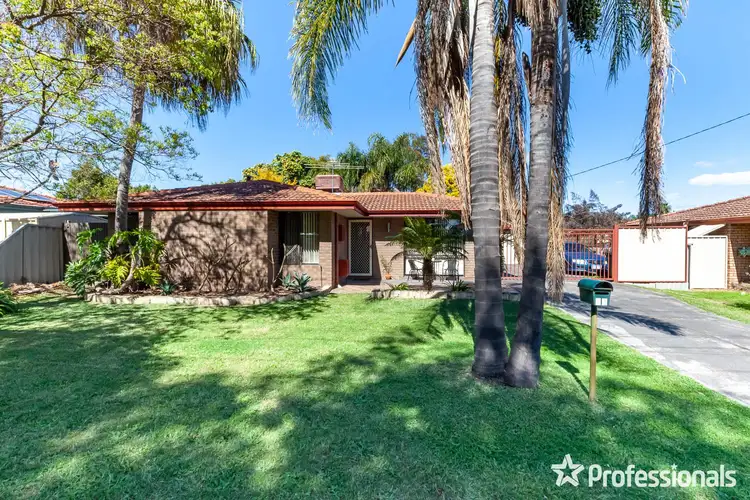 98 Strawberry Drive, Seville Grove WA 6112