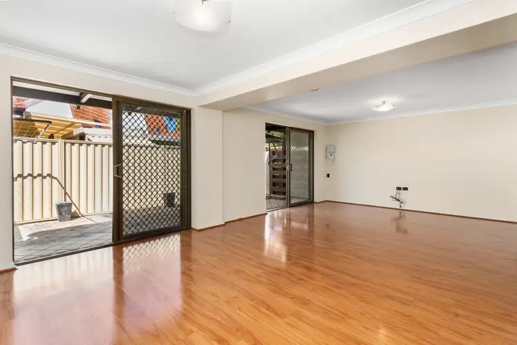 Sixth view of Homely townhouse listing, 9/19 South Terrace, Como WA 6152