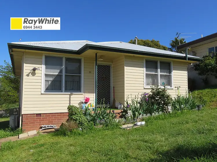 20 Tor Street, Gundagai NSW 2722