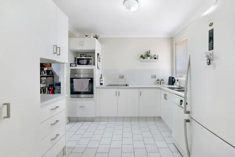 Sixth view of Homely semi-detached listing, 2/42 Kenny Drive, Labrador QLD 4215