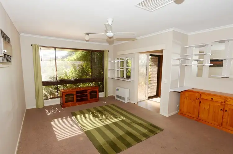 Second view of Homely unit listing, 1/6 Lake View Court, Mulwala NSW 2647